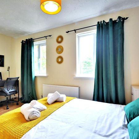 Manchester Townhouse By Bevolve - 4 Bedrooms - Free Parking 外观 照片